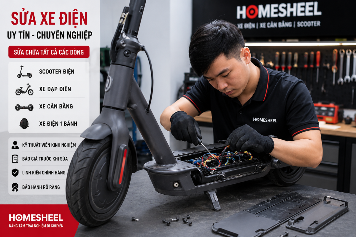 Kỹ thuật viên HOMESHEEL đang sửa scooter điện tại TPHCM